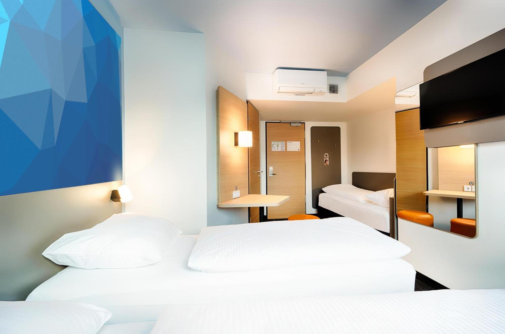 B&B Hotel Stuttgart-Vaihingen מראה חיצוני תמונה