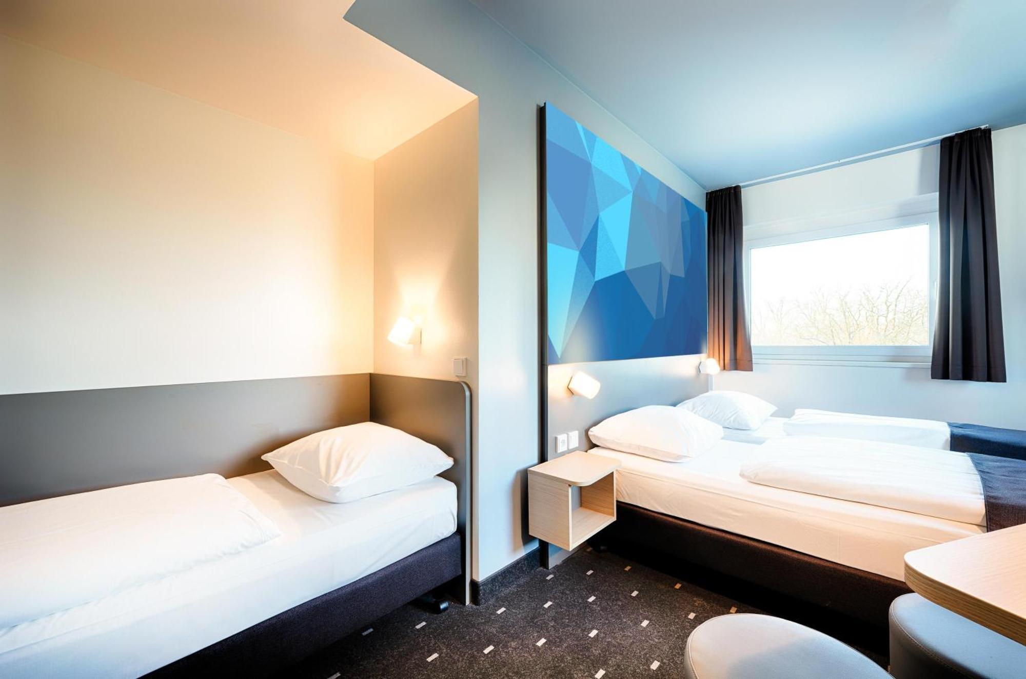 B&B Hotel Stuttgart-Vaihingen מראה חיצוני תמונה
