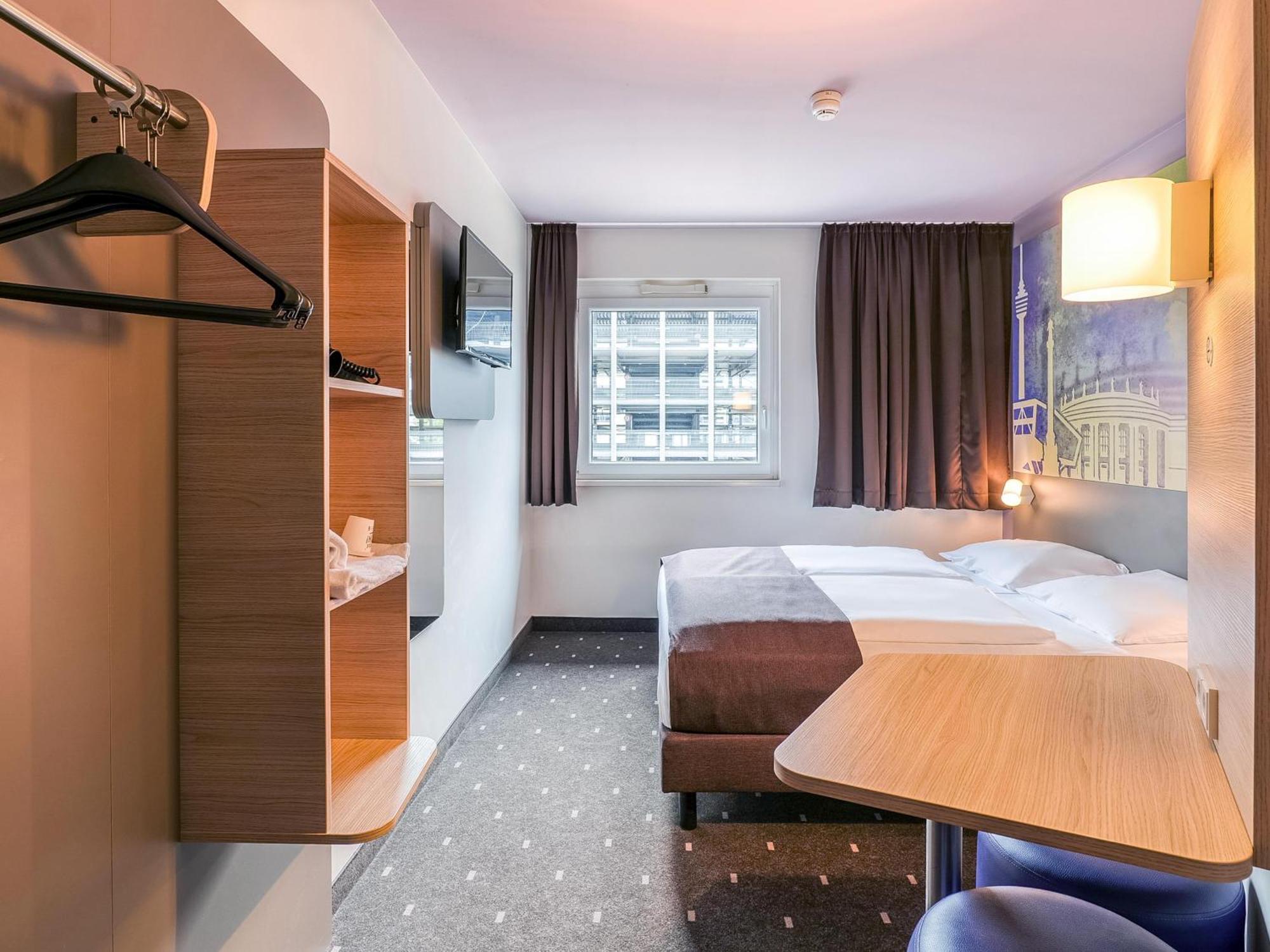 B&B Hotel Stuttgart-Vaihingen מראה חיצוני תמונה