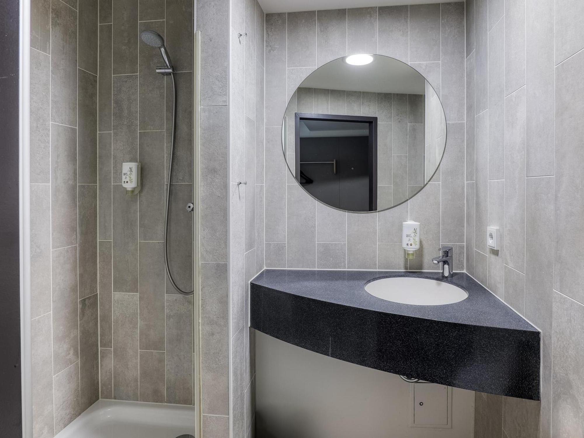 B&B Hotel Stuttgart-Vaihingen מראה חיצוני תמונה