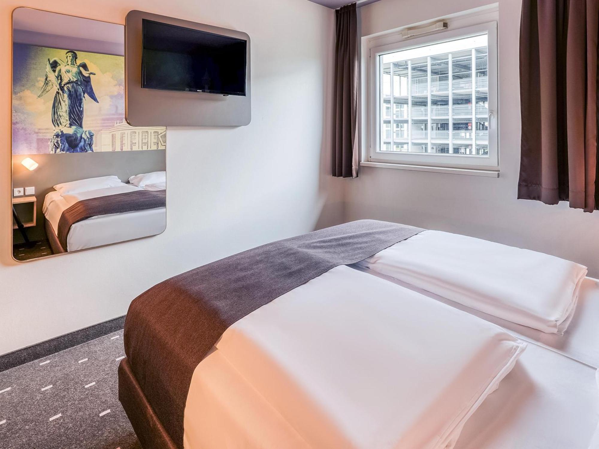 B&B Hotel Stuttgart-Vaihingen מראה חיצוני תמונה
