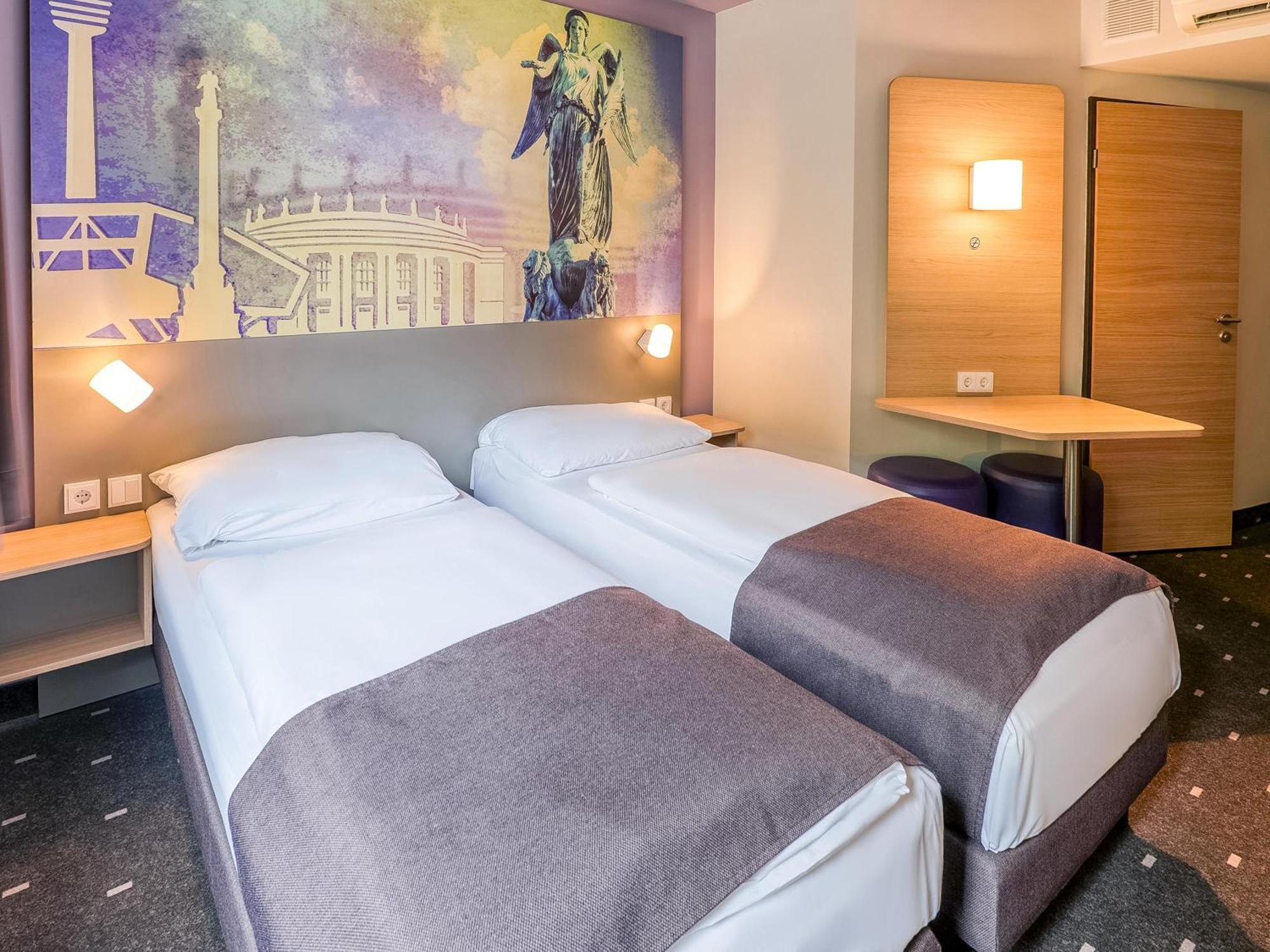 B&B Hotel Stuttgart-Vaihingen מראה חיצוני תמונה