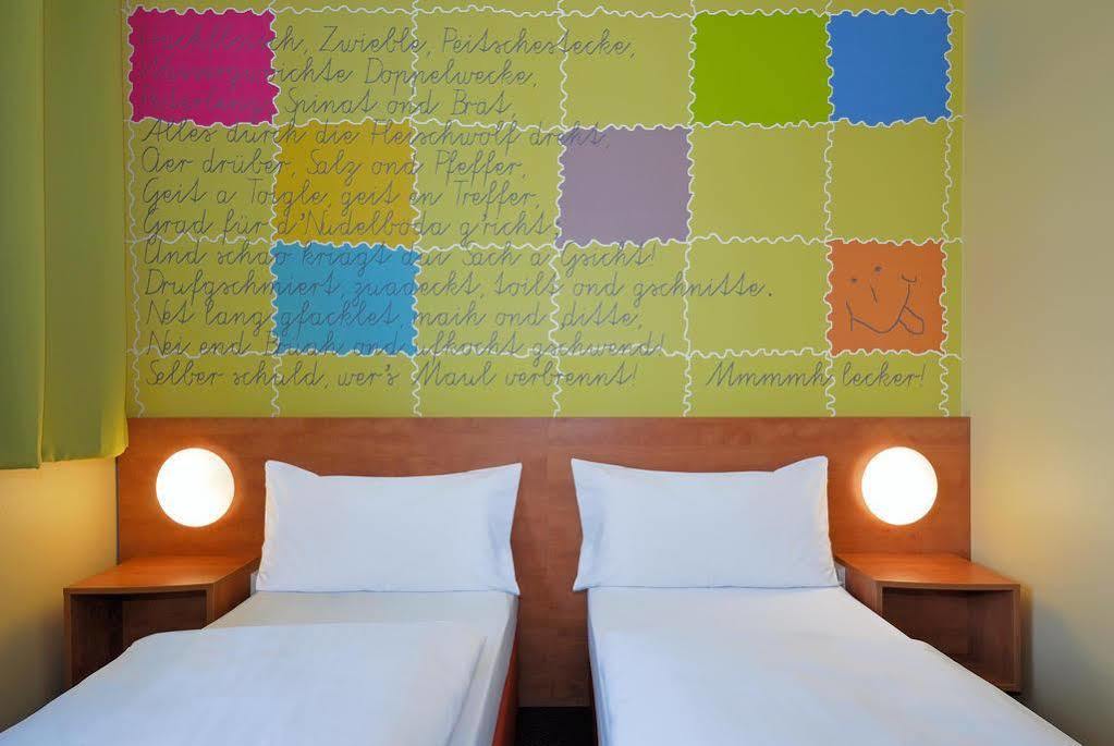 B&B Hotel Stuttgart-Vaihingen מראה חיצוני תמונה